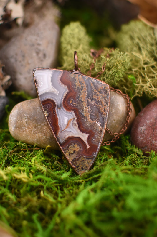 Agua Nueva Agate Necklace
