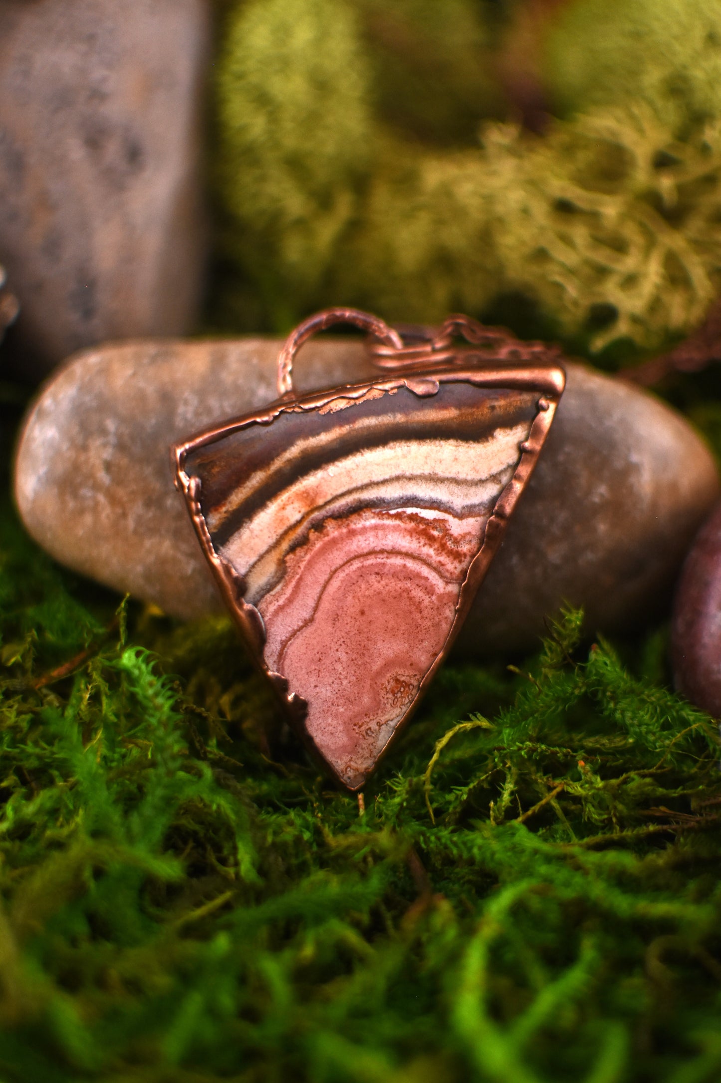 Flower of Peach Agate Necklace