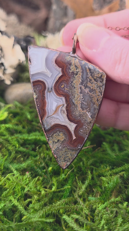 Agua Nueva Agate Necklace
